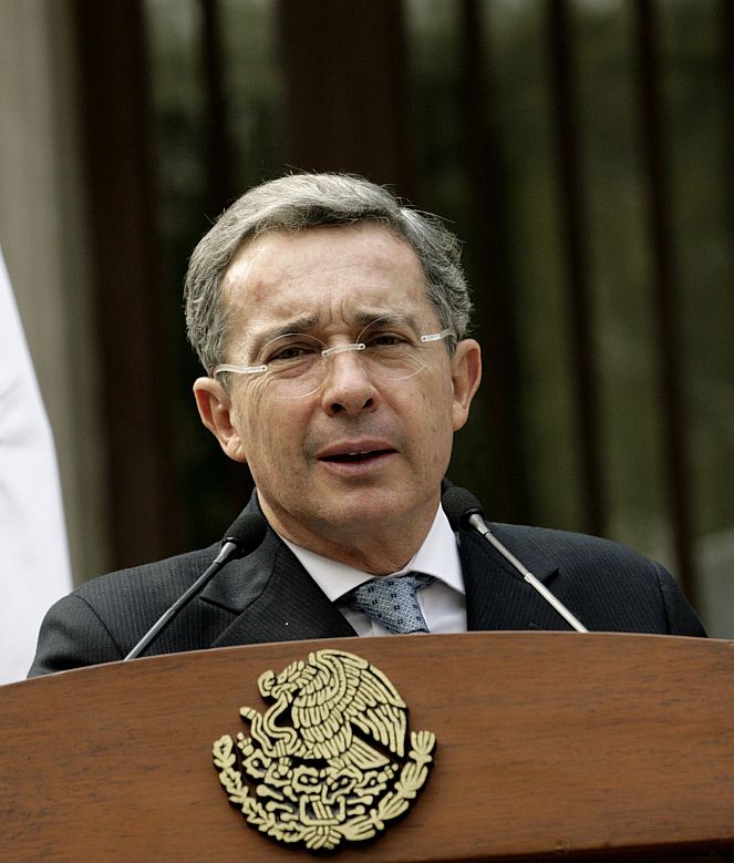 Governo estuima que enfraquecimento das Farc ocorreu após Alvaro Uribe (foto) assumir à Presidência em 2002 | Henry Romero / Reuters