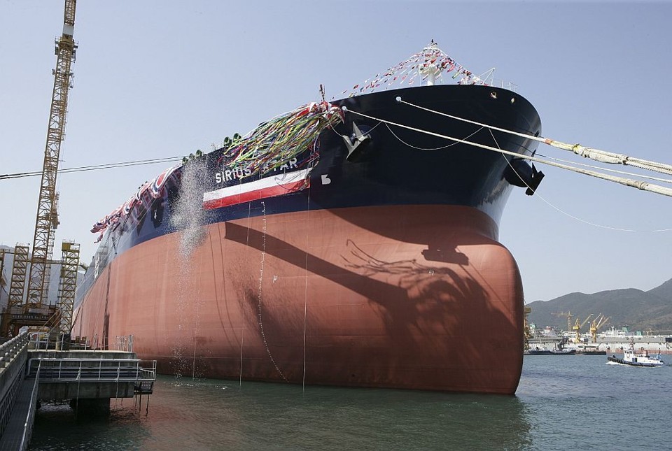 Porto em que navio atracou é um reduto de piratas. Intenções ainda não foram demonstradas quanto a um possível resgate | Daewoo Shipbuilding and Marine Engineering/ Reuters