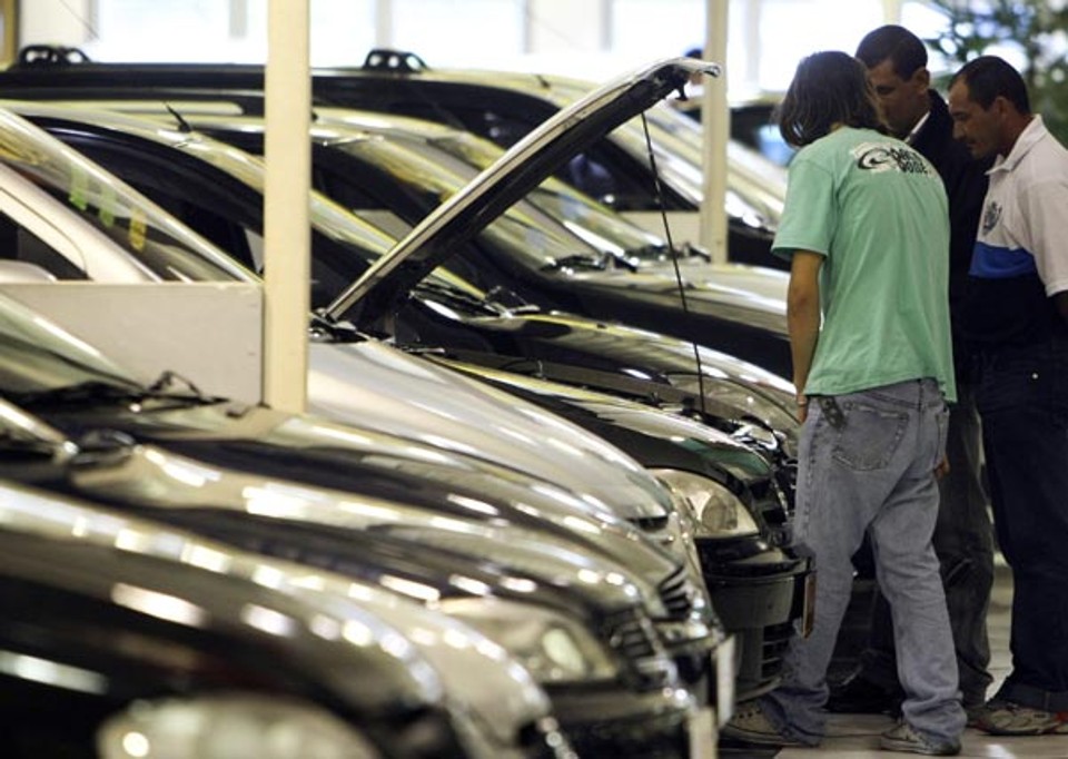 Concessionária de automóveis em São Paulo | Rodrigo Paiva/Reuters