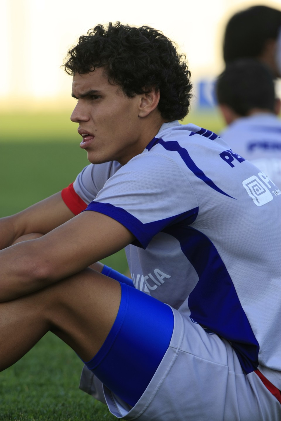 Zagueiro Fabrício é um dos poucos da lista que vai deixar saudades na Vila Capanema | Antônio Costa / Gazeta do Povo