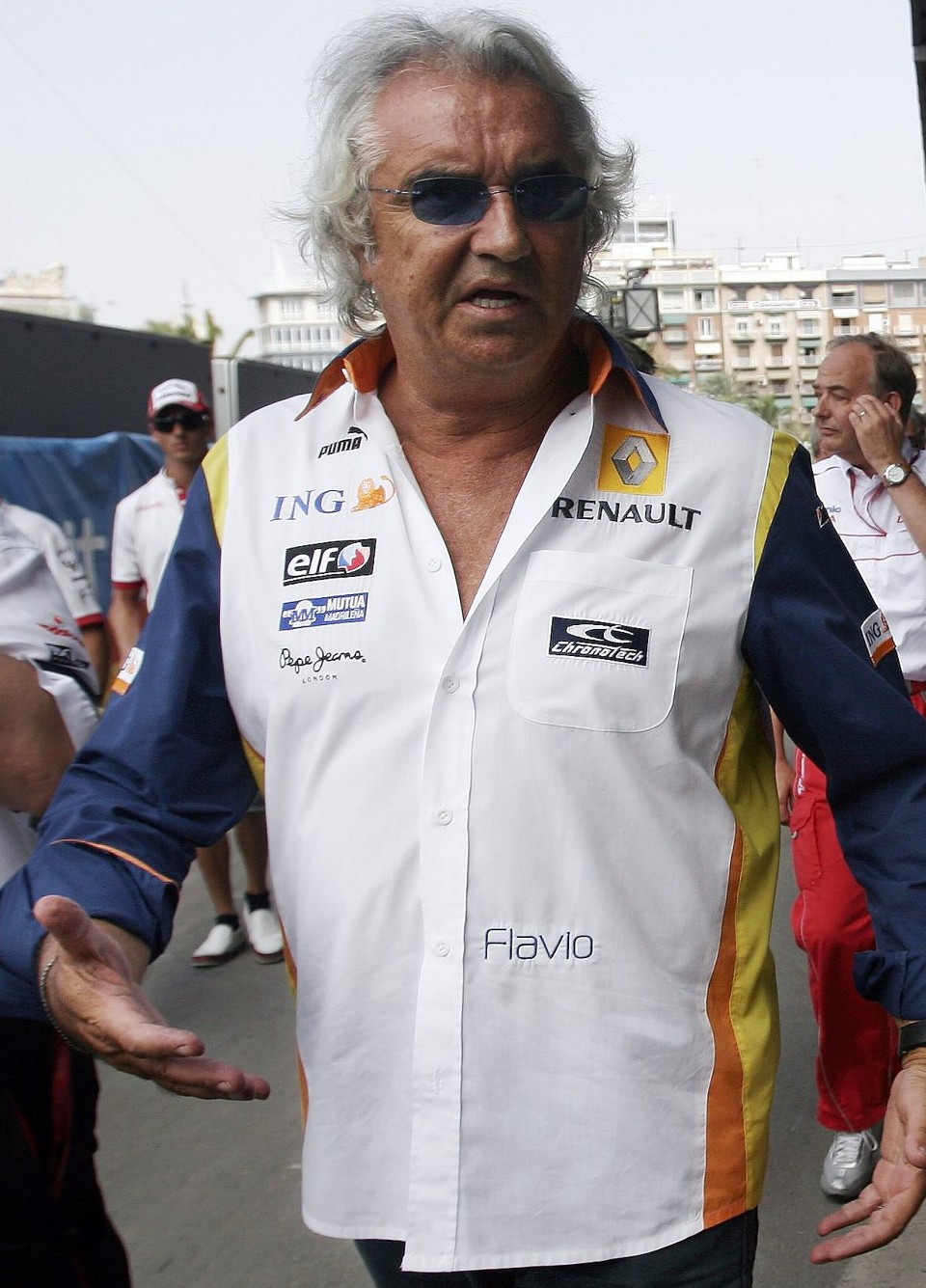 Flávio Briatore nega possibilidade de se transferir para a Ferrari | Reuters