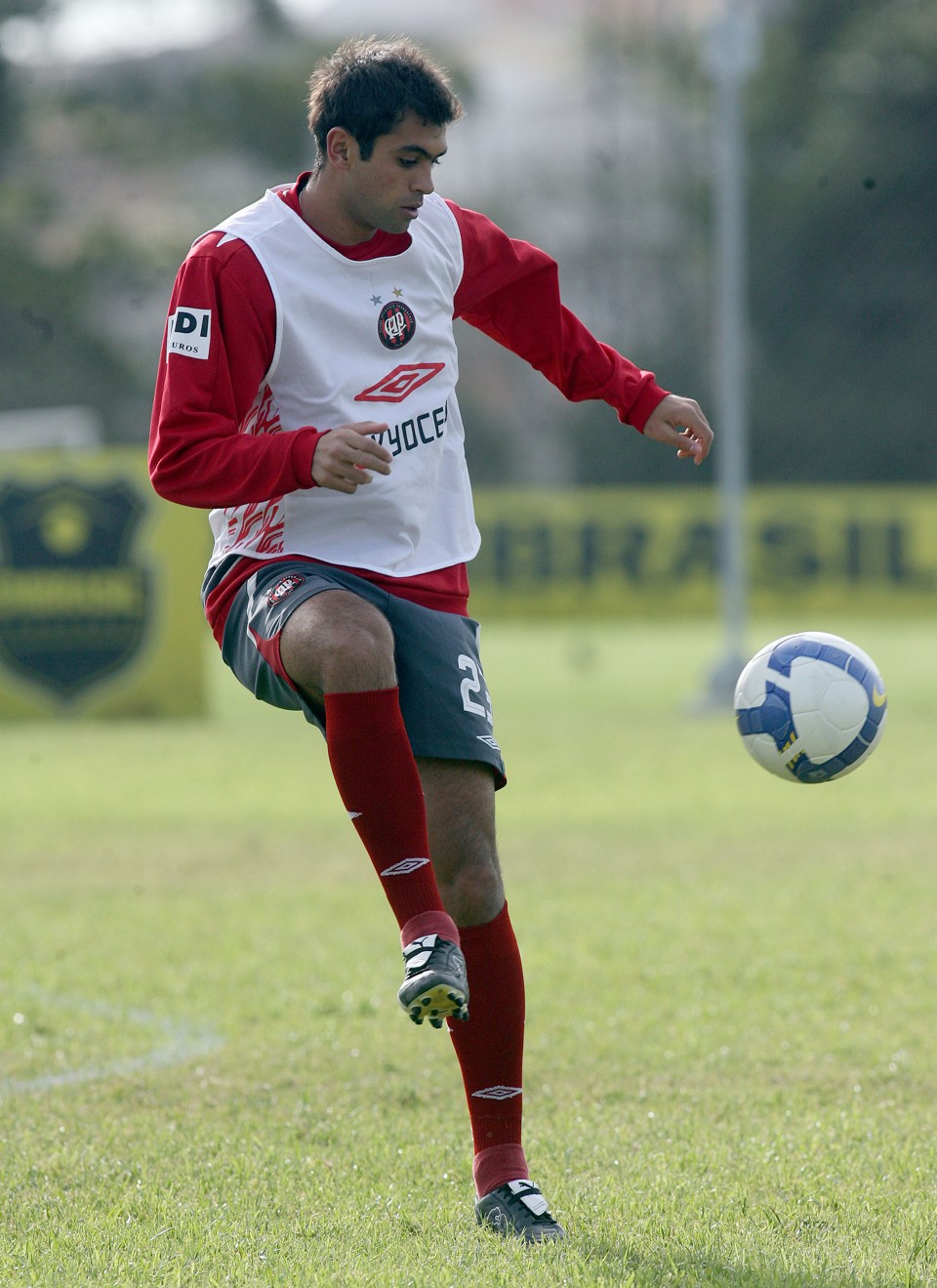Zagueiro Danilo e Palmeiras esperam que proposta de empréstimo seja aceita pelo Furacão | Valterci Santos / Gazeta do Povo