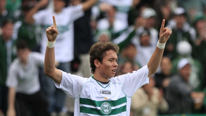 Tido como uma das revelações do Brasileirão, Keirrison fecha a lista | 
