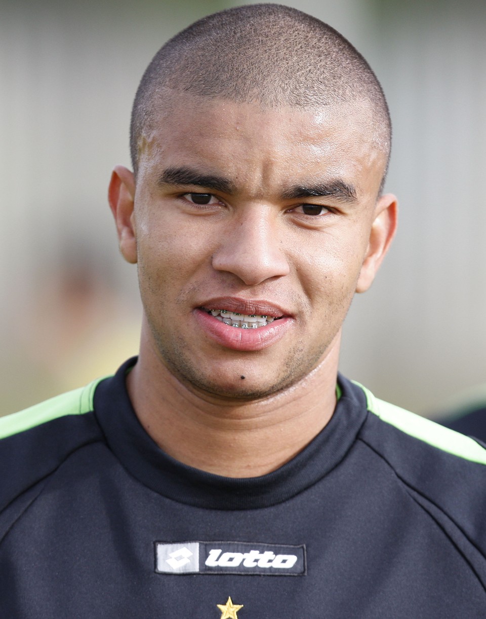 Antes bem perto de ficar no Coxa, zagueiro Maurício pode definir acerto com o Vasco nesta semana | Valterci Santos / Gazeta do Povo