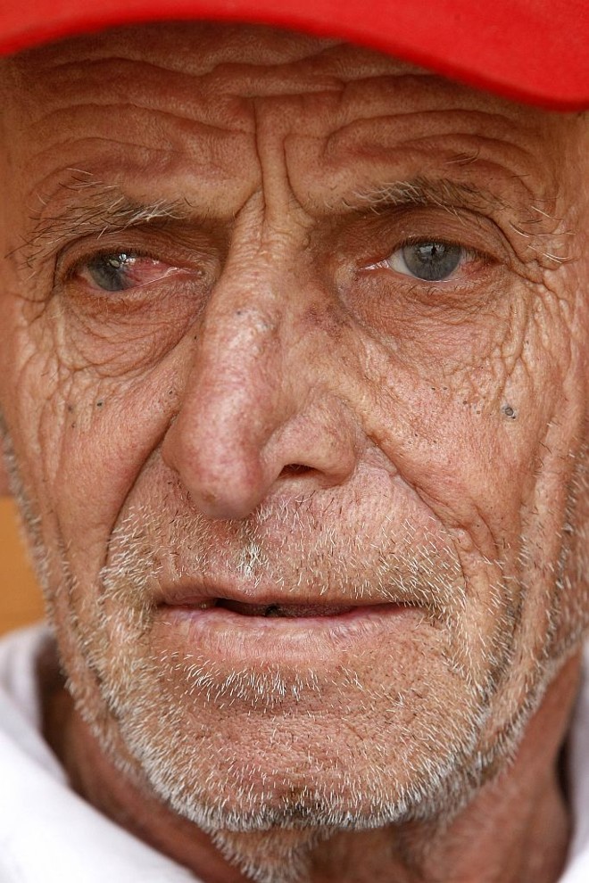 Heitor Fucks: abrigado | 