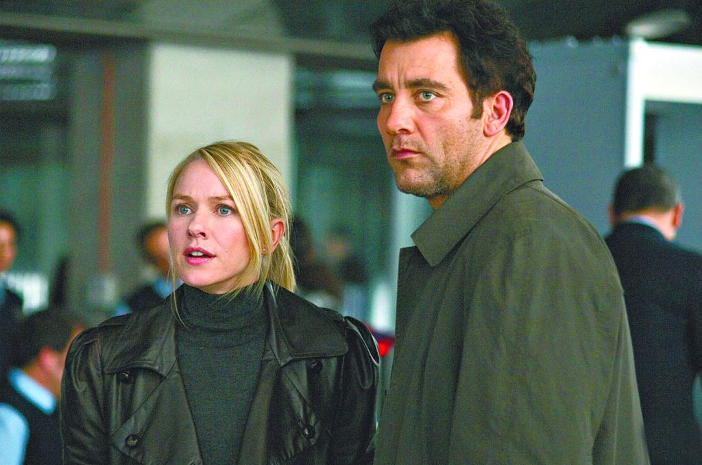 Naomi Watts e Clive Owen vivem os protagonistas de The International | Divulgação