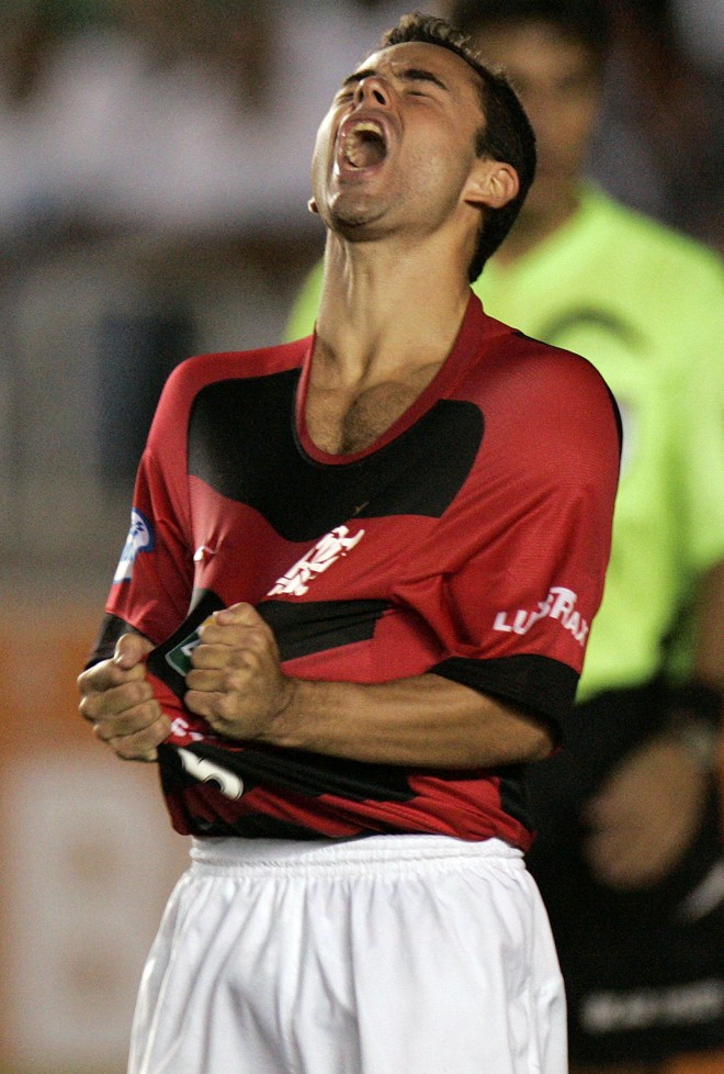 Forte nas laterais, o Flamengo também colocou o lateral-esquerdo Juan na seleção da Gazeta | 