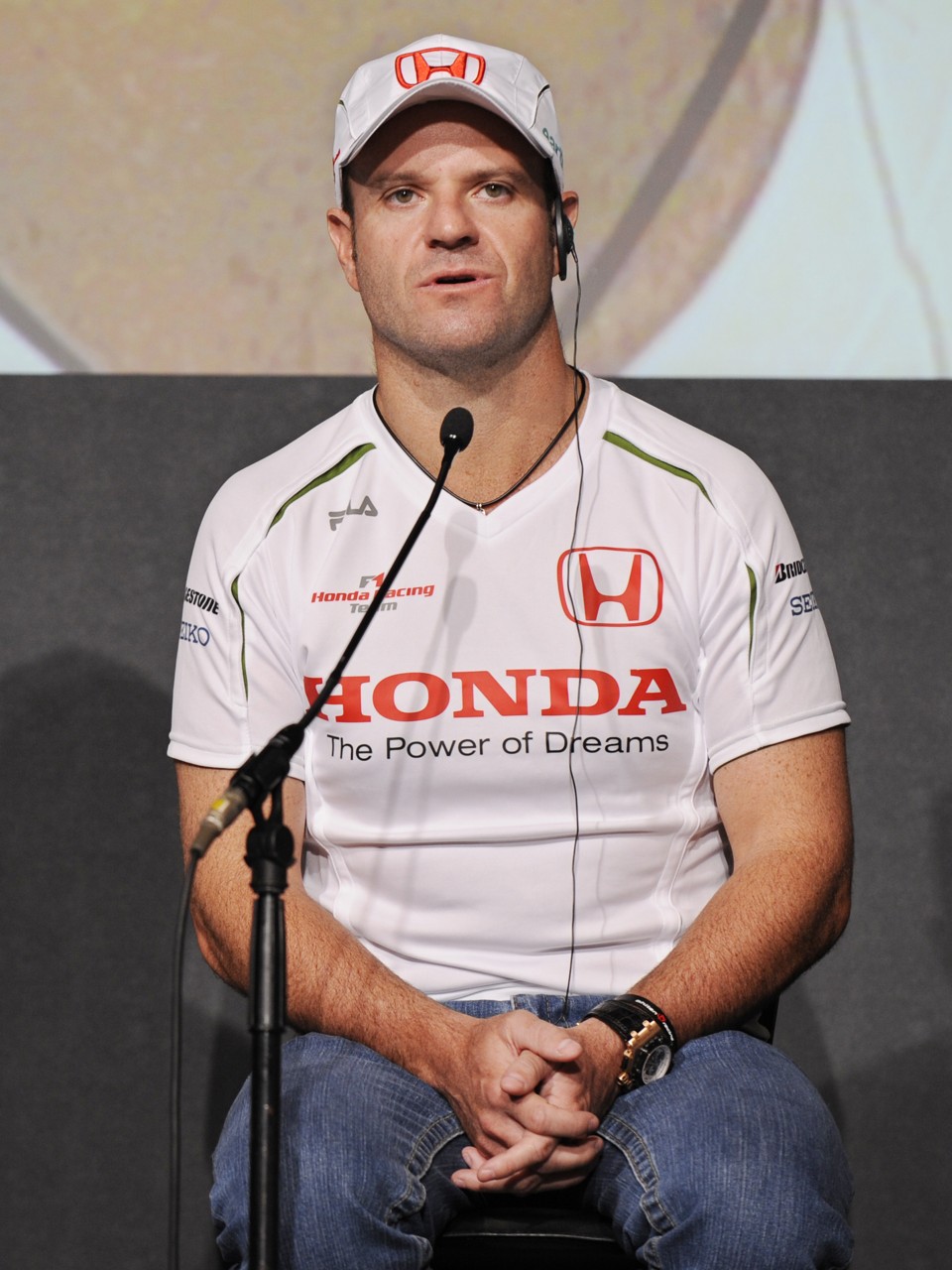 Rubens Barrichello aposta na sua permanência na Fórmula 1 por pelo menos mais três anos | Kazuhiro Nogi / AFP