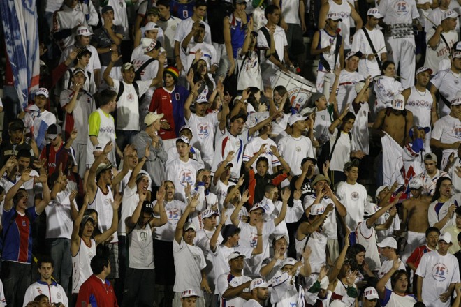 Depois de sofrer um bocado em 2008, torcida paranista espera melhor sorte na temporada que vem | 