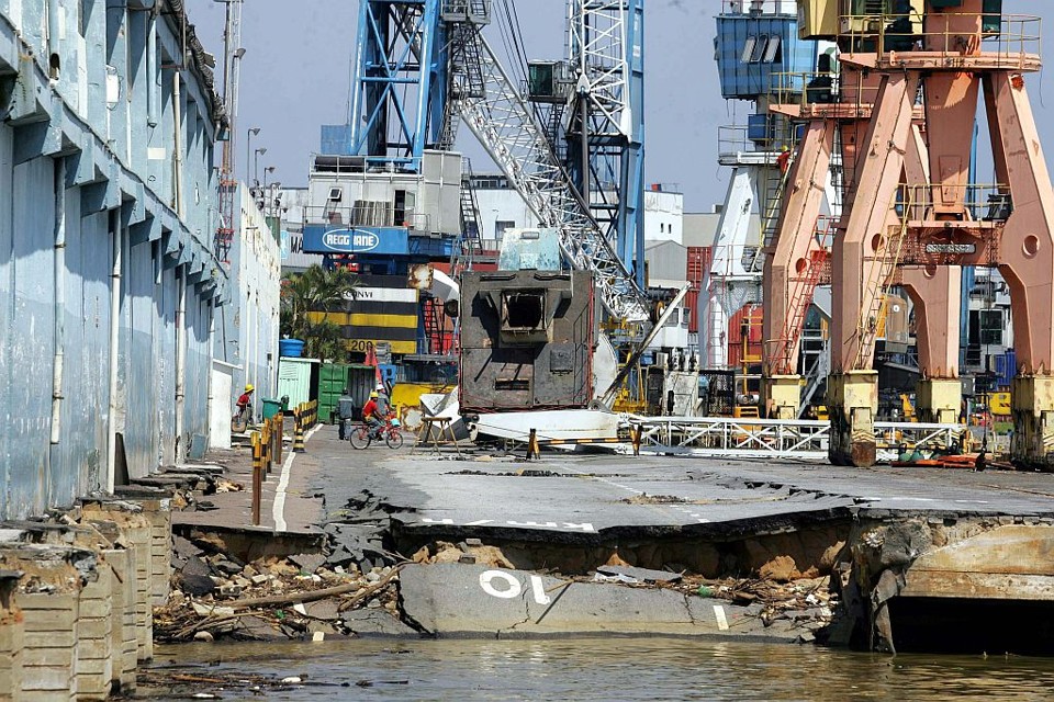 Estragos no porto: prejuízo acumulado pode chegar a US$ 490 milhões | Daniel Castelano/Gazeta do Povo
