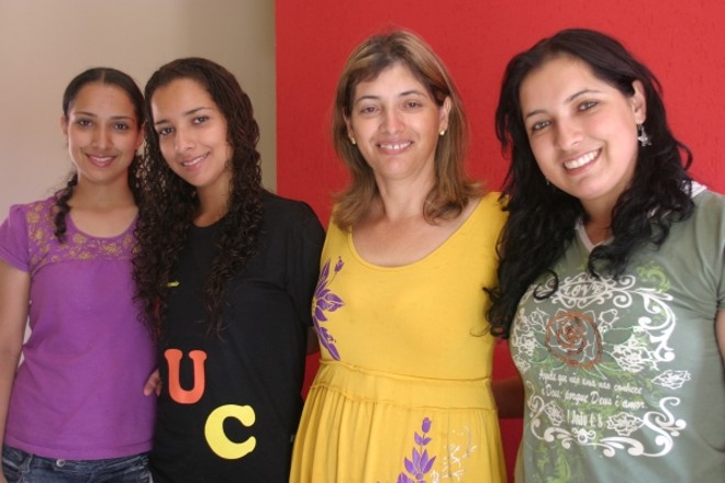 Ivone também queria um filho, mas suspeita que o agrotóxico influiu no nascimento das três filhas | 