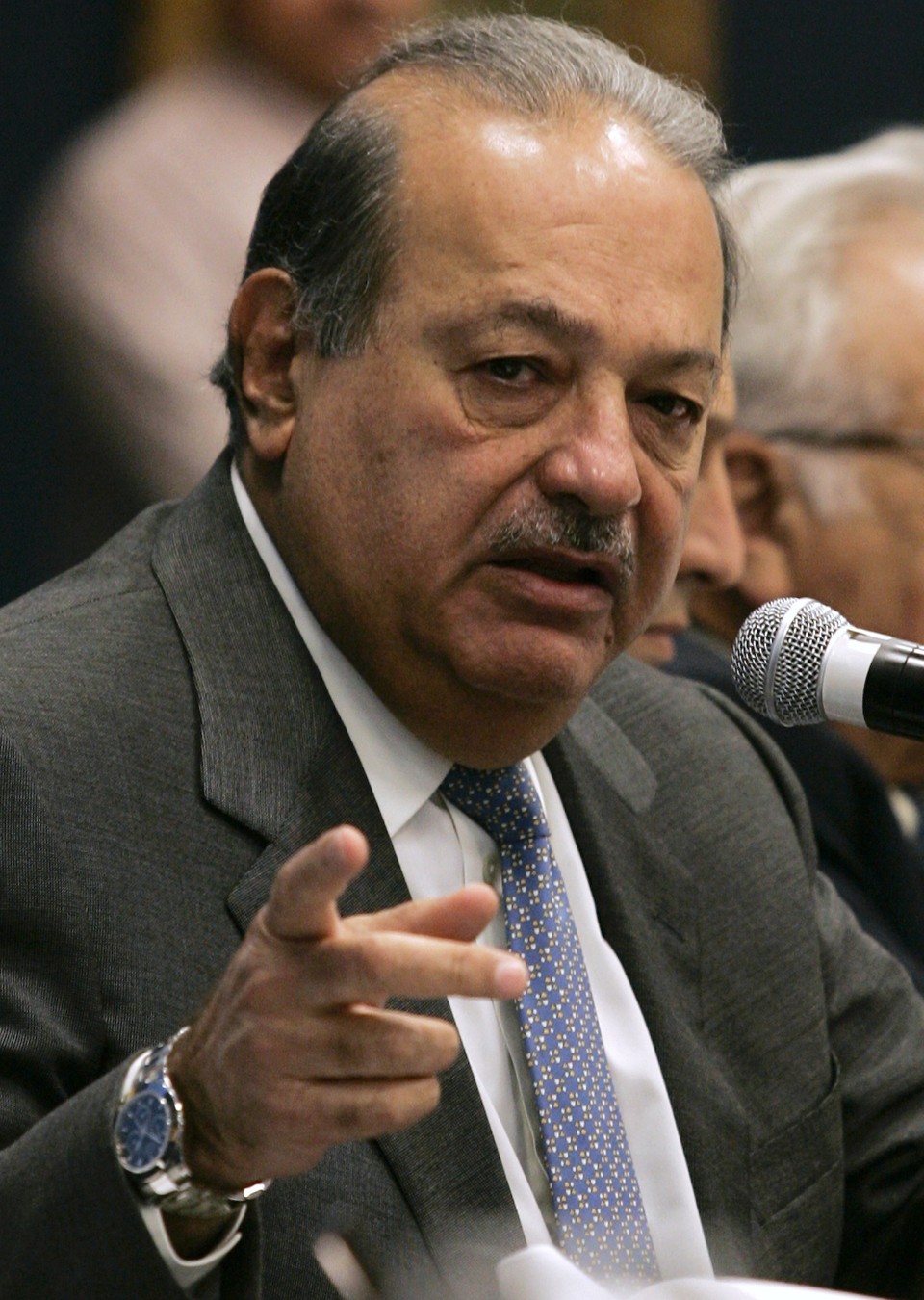 Visita de Carlos Slim à sede da Honda gerou boato de que ele pode comprar a equipe para 2009 | Felipe Courzo / Reuters