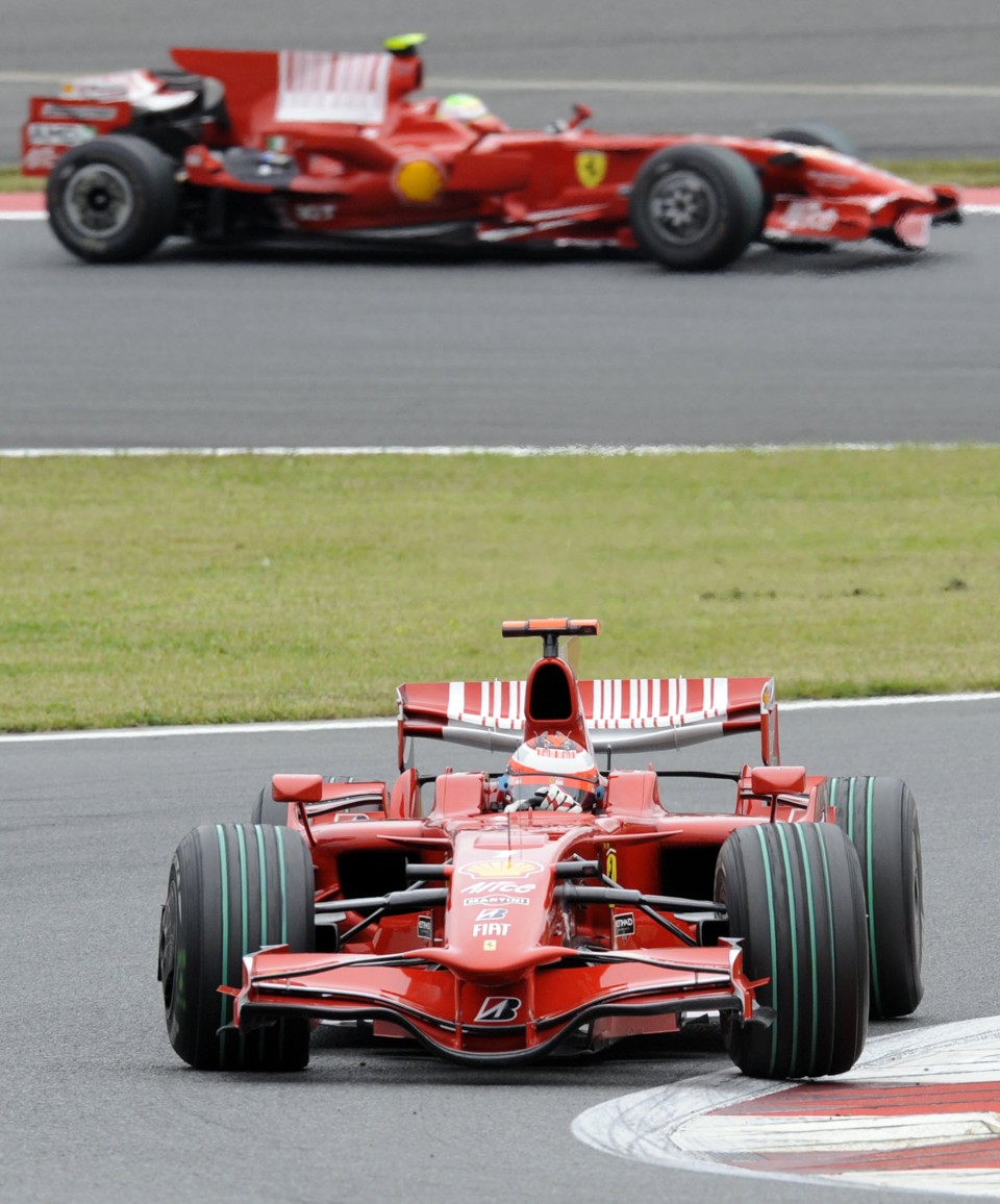 Ferrari deve lançar modelo 2009 de F-1 em janeiro, de acordo com jornal italiano | Kazuhiro Nogi / AFP