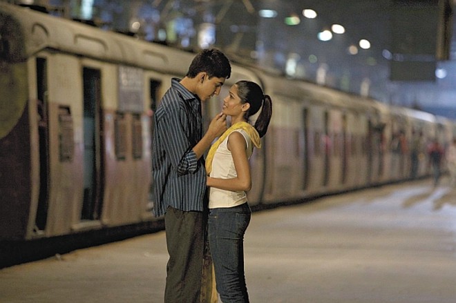 Slumdog Millionaire também conta uma história de amor | 