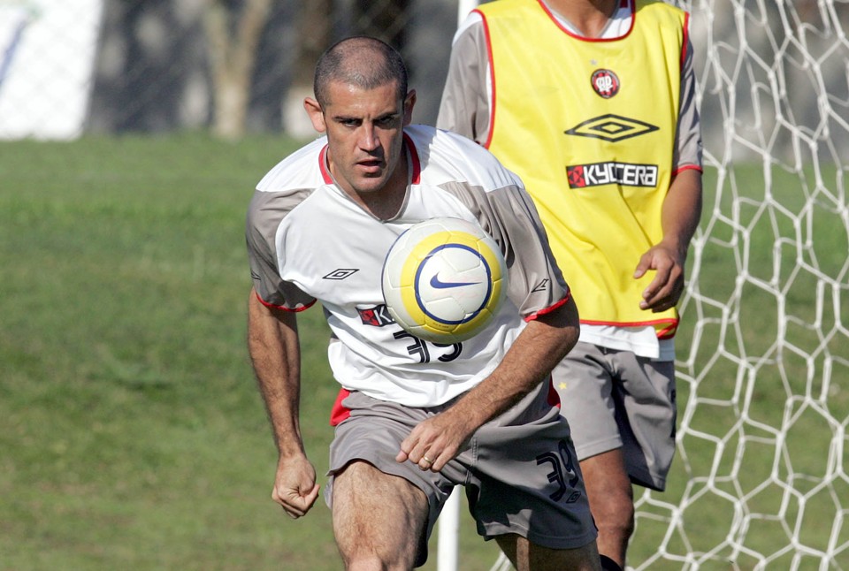 Atacante Finazzi é o preferido da cúpula paranista para reforçar o ataque em 2009 | Valterci Santos / Gazeta do Povo
