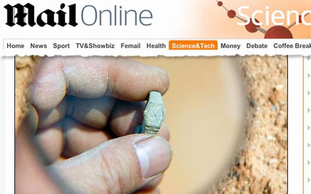 Arqueólogos encontraram relógio suíço de cerca de 100 anos de idade em túmulo que estava fechado há mais de 400 anos | Reprodução/Daily Mail