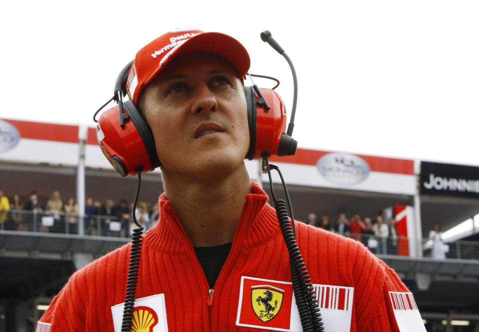 Michael Schumacher pode ficar livre para sair da Ferrari a partir de 2010 | Stefano Rellandini / Reuters