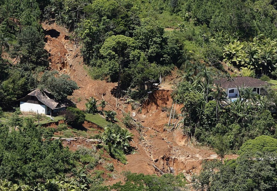 Morro do Baú, em Ilhota: região teve o maior número de mortos nas enchentes de SC | Rodolfo Bührer/Gazeta do Povo