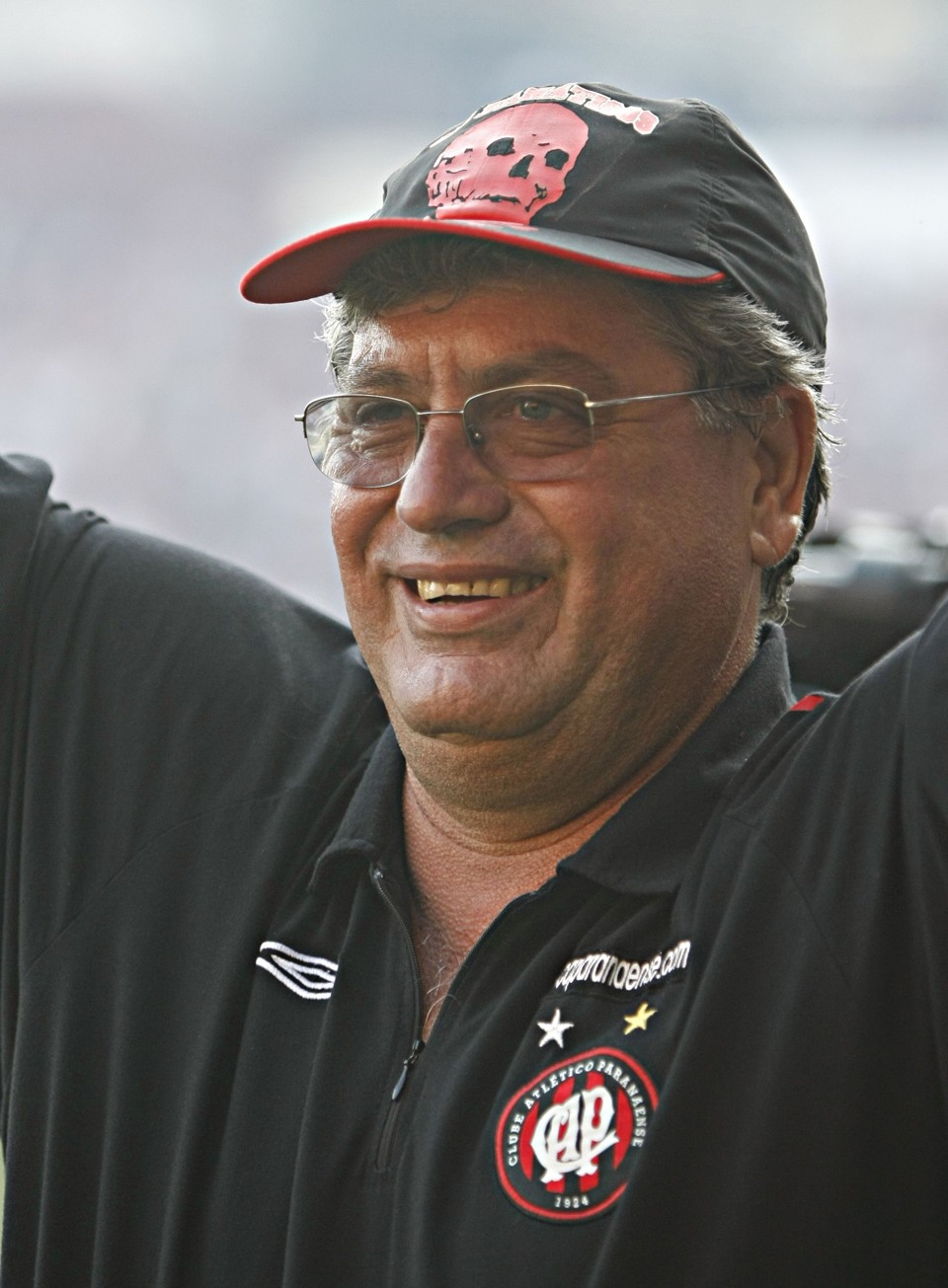 Técnico Geninho espera conseguir o acerto para ficar no Furacão em 2009 | Rodolfo Bührer / Gazeta do Povo