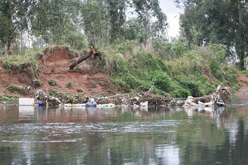 O Rio Iguaçu é o segundo mais poluído do Brasil e só perde para o Tietê, de São Paulo | Aniele Nascimento/Gazeta do Povo