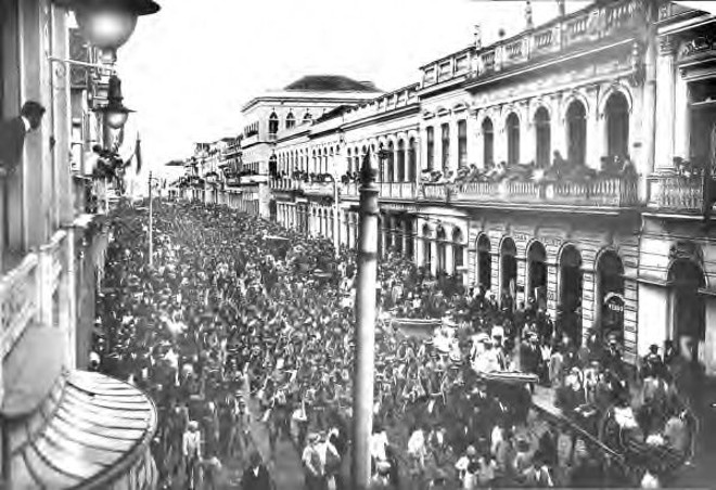 Rua XV, na década de 1920 |
