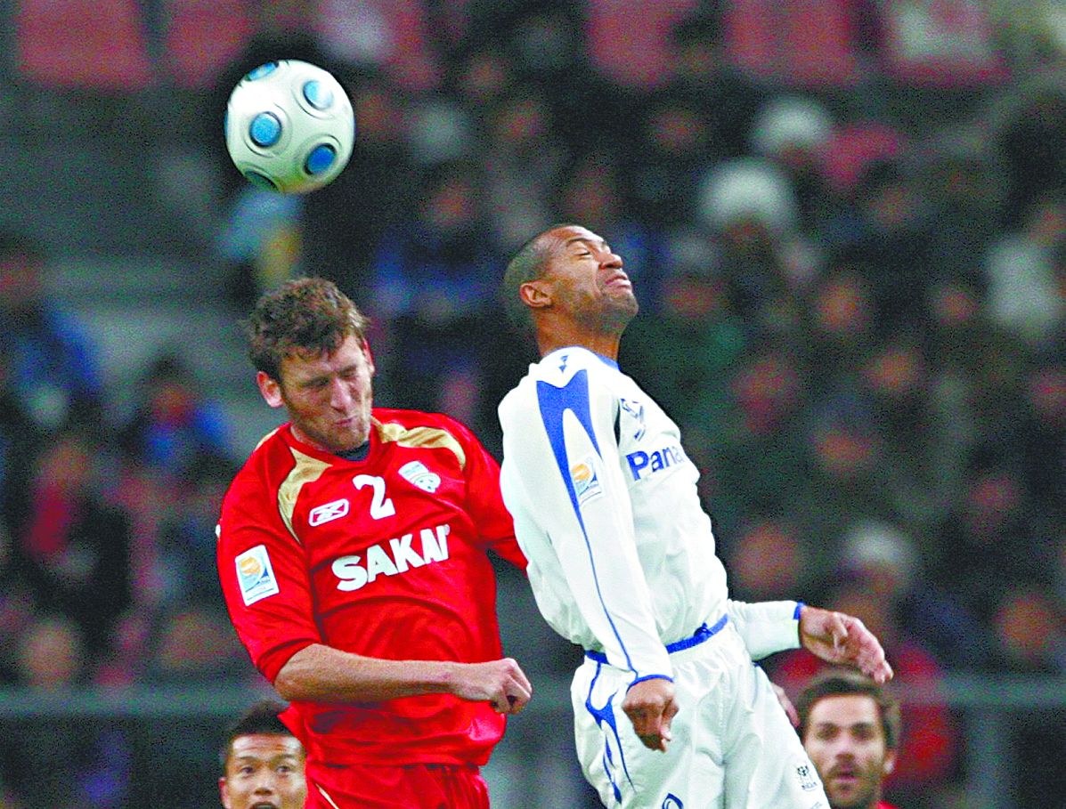 O atacante Lucas (à frente), ex-Atlético, é um dos destaques do Gamba Osaka | Yuriko Nakao/ Reuters