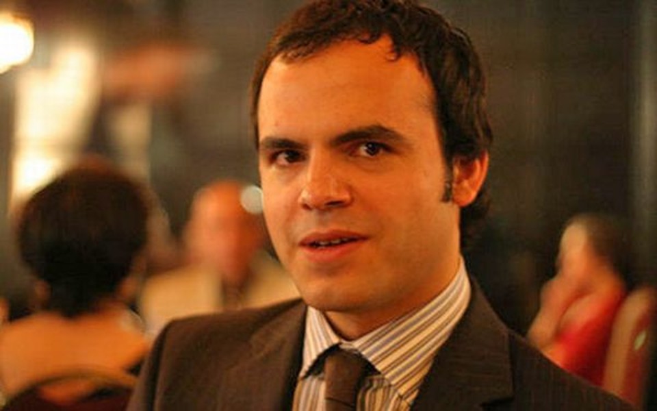 Irã confirma detenção de blogueiro pioneiro no país O blogueiro iraniano Hossein Derakhshan | Reprodução