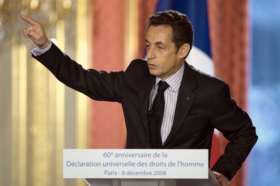 Sarkozy foi incisivo com o império chinês ao dizer que é "tarefa de um presidente francês encontrar todos os vencedores de prêmio Nobel da Paz que queiram encontrá-lo" | Charles Platiau / Reuters