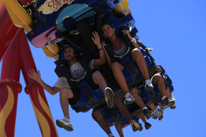 Turistas divertem-se no Beto Carrero World, em Penha | 