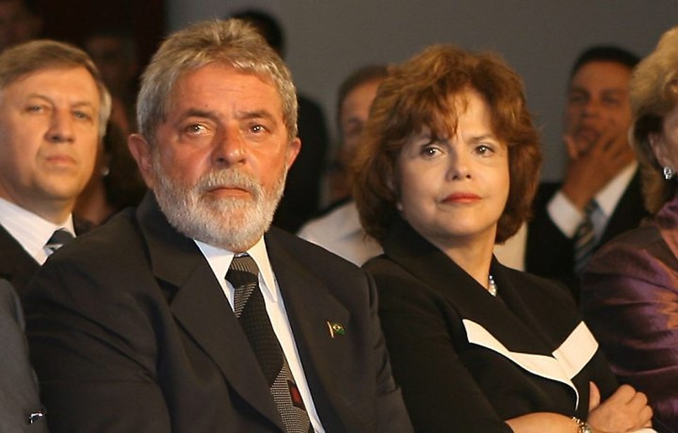 Lula e Dilma: sob aspectos eleitorais, ela ainda não saiu da sombra do presidente. | Divulgação/Planalto