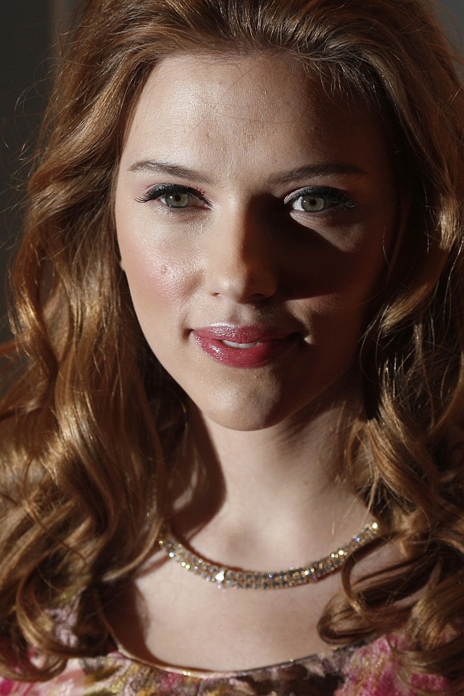A atriz Scarlett Johansson, de 24 anos, figura no sétimo lugar na lista |