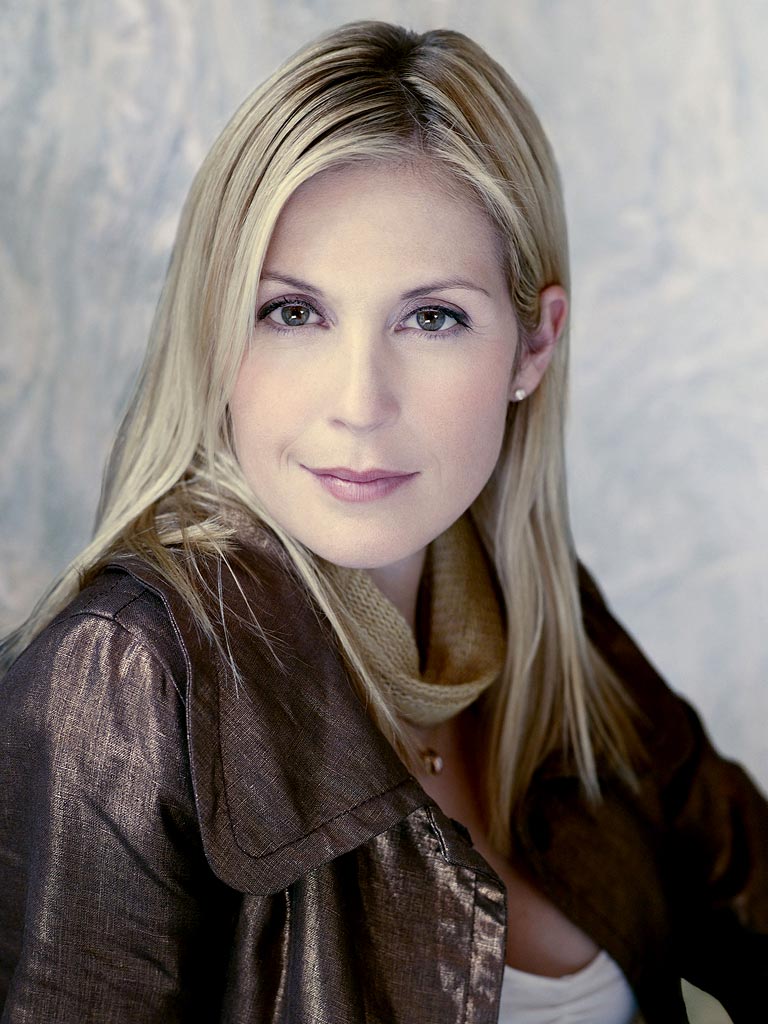 Kelly Rutherford interpreta Lily van der Woodsen no seriado Gossip Girl | Divulgação