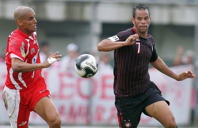 O Atlético teve dificuldades no primeiro tempo, mas no segundo conseguiu chegar à vitória | 