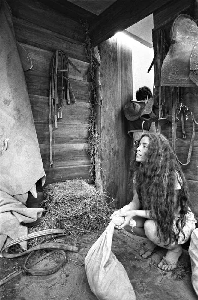 Sônia Braga esbanjou sensualidade na novela Gabriela, baseada no romance de Jorge Amado |