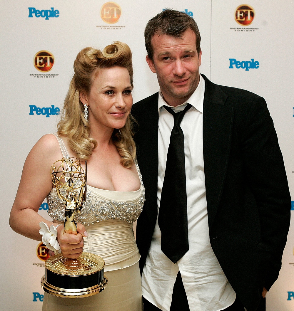 A atriz Patricia Arquette ao lado de Thomas Jane | Reuters