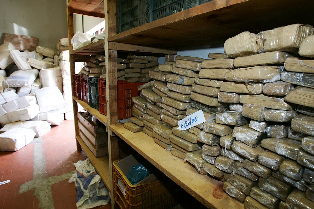 Depósito da Delegacia da Polícia Federal de Cascavel: arrocho na fiscalização mudou o perfi do tráfico e do contrabando | Daniel Castellano/ Gazeta do Povo