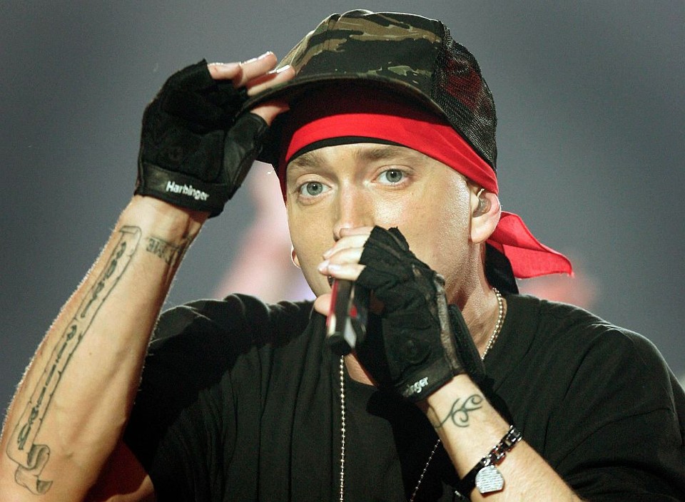 Novo single de Eminem pode ser ouvido na rede O cantor Eminem no Europe Music Awards em 2004 | Reuters/Alessia Pierdomenico