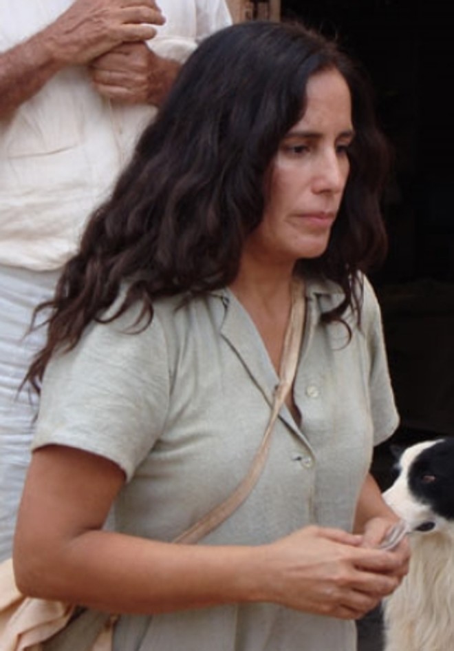 Glória Pires começou esta semana a rodar o filme