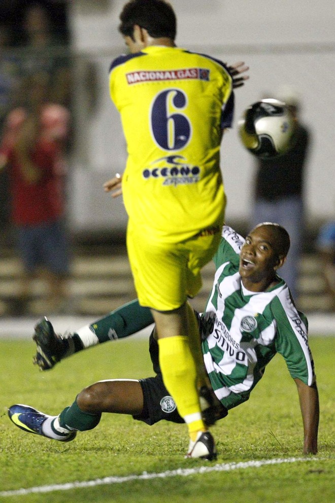 Jogadores do Coritiba demonstraram mais vontade do que na estreia contra o Iraty.