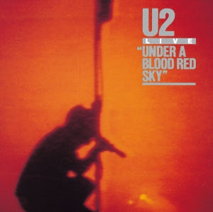 Capa do DVD "Under a Blood Red Sky" |