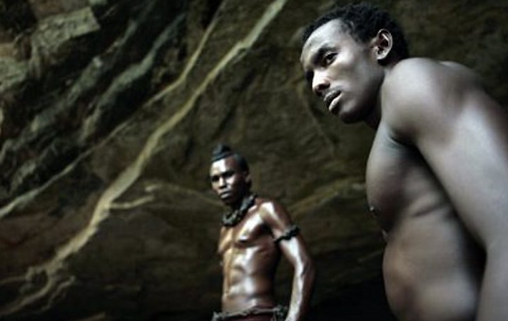 Os atores Aílton Carmo e Sergio Laurentino, protagonistas do filme Besouro, de João Daniel Tikhomiroff | Divulgação/Christian Cravo