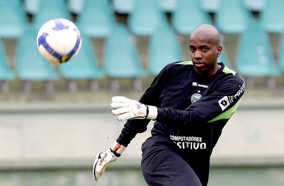 Segundo procurador, goleiro Édson Bastos seguirá no Coritiba nesta temporada | Valterci Santos / Gazeta do Povo
