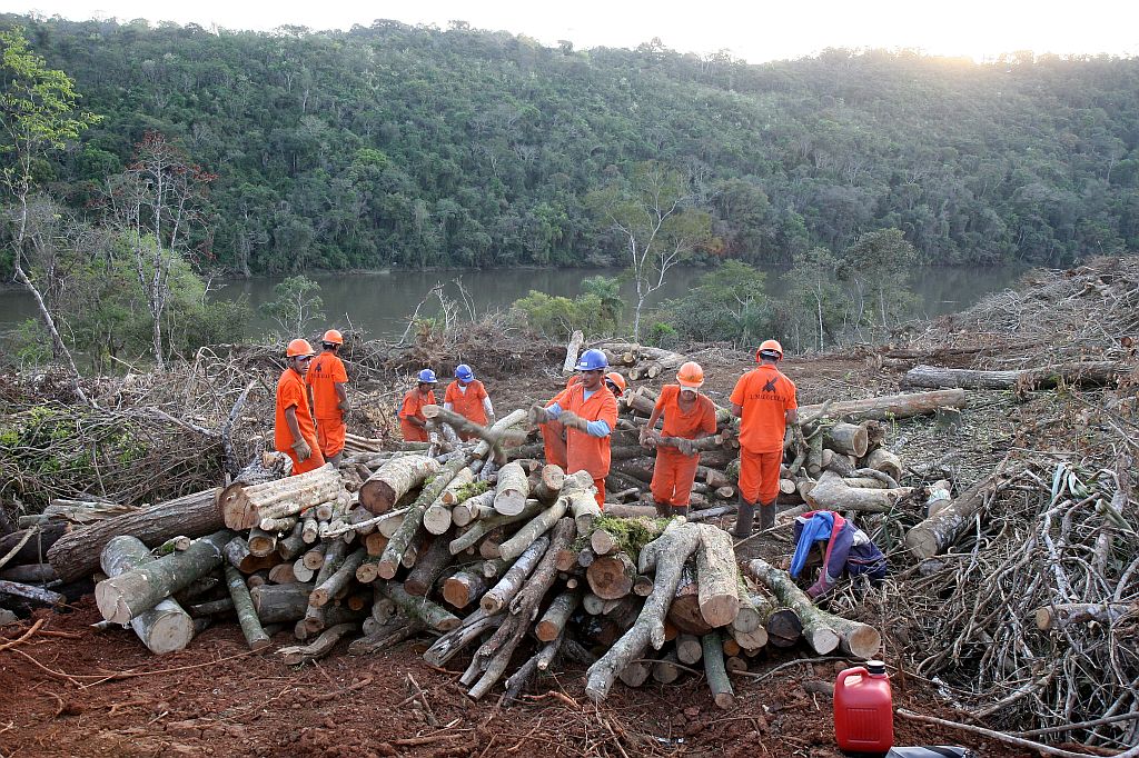 Obras da hidrelétrica tiveram início com oito meses de atraso | Henry Milleo/Gazeta do Povo