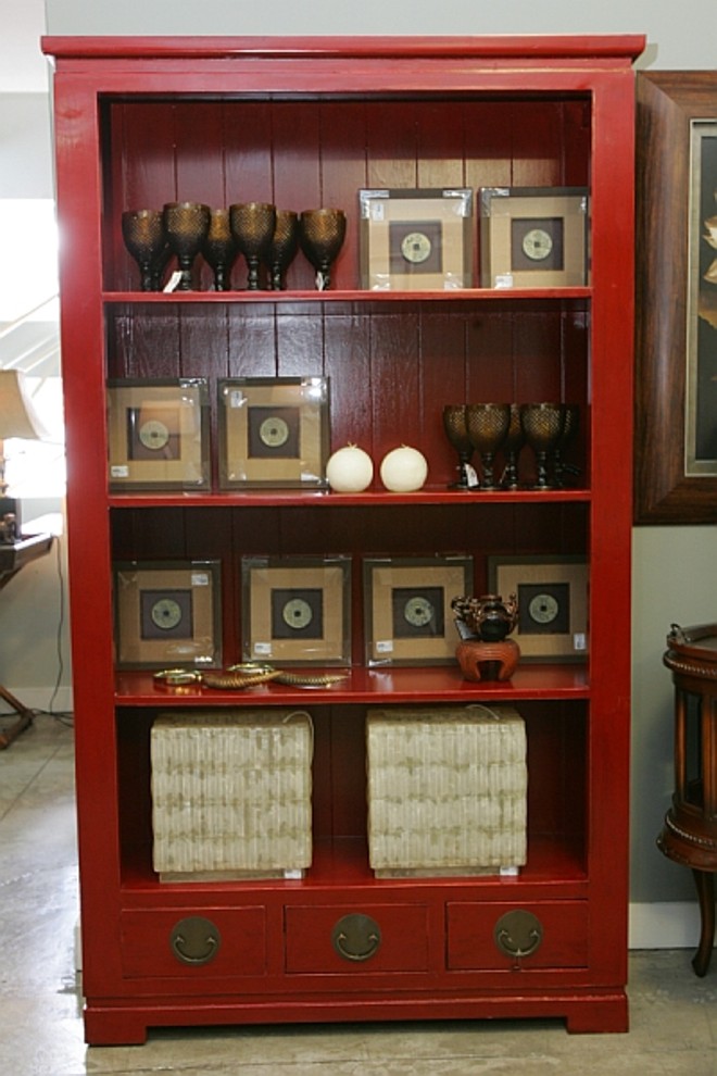 Estante China, da Vila Sierra Interiores, para quarto ou sala. |