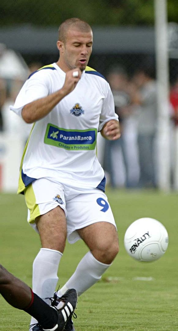Bruno Batata se empolga com chance de ser observado pelo Corinthians | Giuliano Gomes / Gazeta do Povo