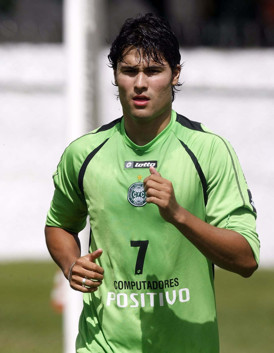 Pedro Ken acertou a sua permanência no Coritiba até 2011 | Valterci Santos / Gazeta do Povo