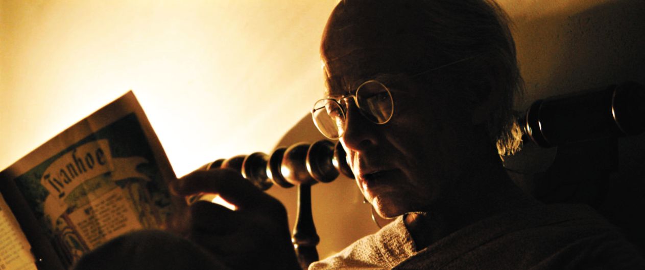 O Curioso Caso de Benjamin Button, estrelado por Brad Pitt, é favorito na categoria de melhor filme (drama) | Fotos: Divulgação