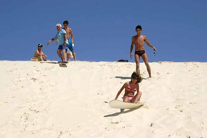 O sandboard atrai públicos variados às dunas da Joaquina | 
