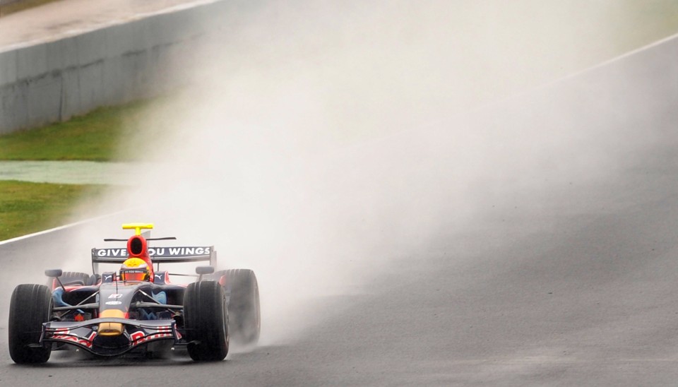 Sebastien Buemi liderou teste em Jerez; Nelsinho ficou em último | Cristina Quicler / AFP