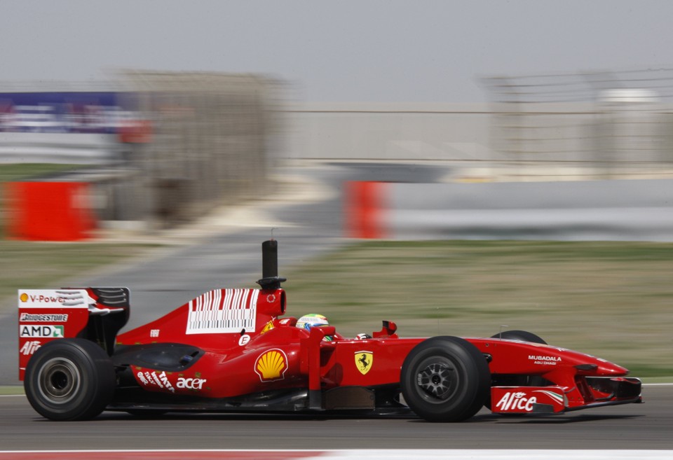 Felipe Massa ficou atrás da Toyota nos primeiros testes no Bahrein | Hamad I Mohammed / Reuters
